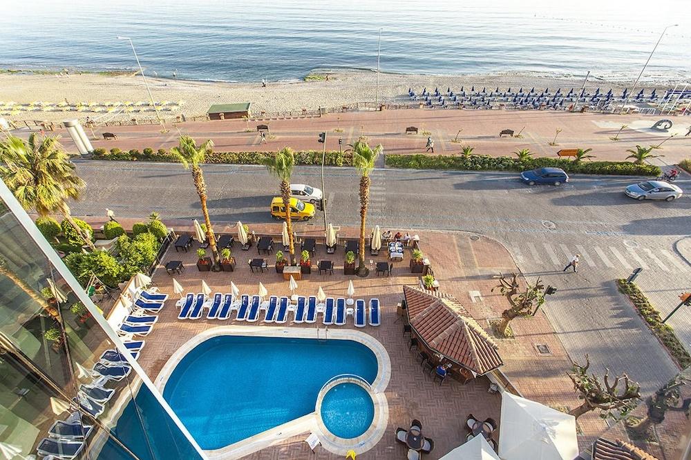 Parador Beach Hotel Alanya Exterior photo